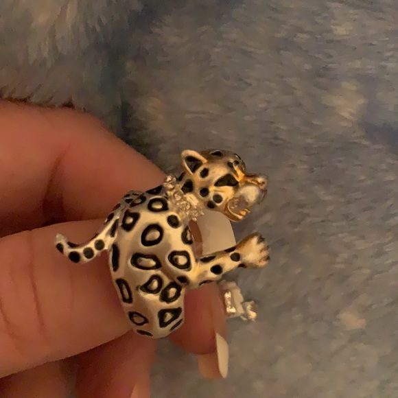 NEW 🐆 Crystal Collar Hugging Pet Leopard Ritzy Boutique Ring various sizes - Picture 11 of 16